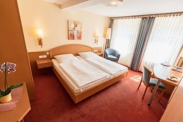 Comfort Tek Büyük Yataklı Oda