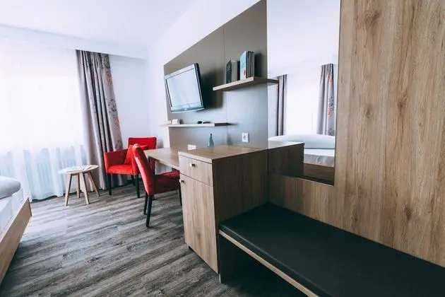 Tek Büyük Yataklı Oda (Ringwall)