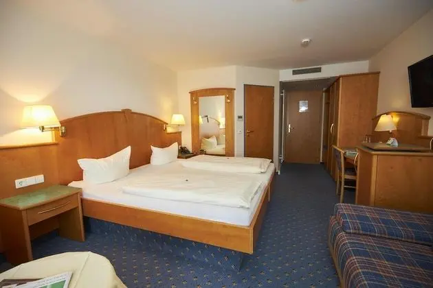 Superior Tek Büyük Yataklı Oda