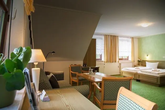 Comfort Tek Büyük Yataklı Oda