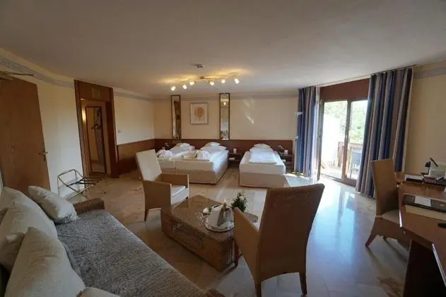 Basic Üç Kişilik Oda