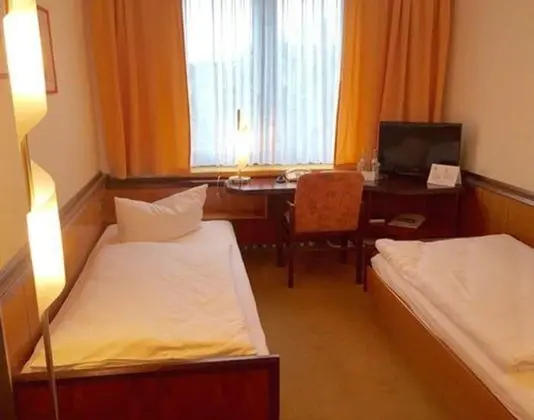 İki Ayrı Yataklı Oda