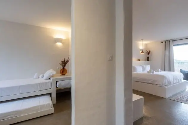 Comfort Tek Büyük Yataklı Oda, Teras, Bahçe Manzaralı