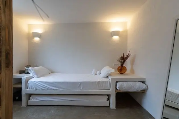 Comfort Tek Büyük Yataklı Oda, Teras, Bahçe Manzaralı