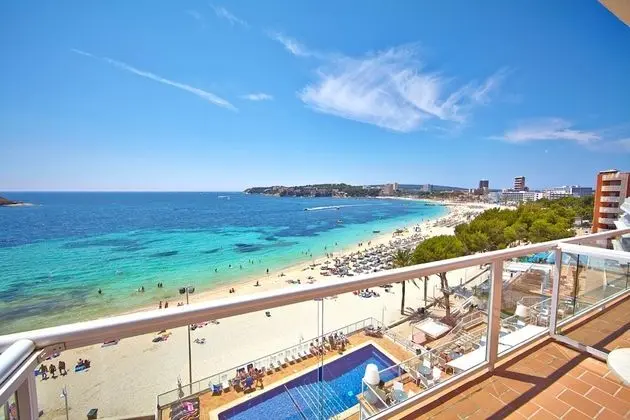 Tek Büyük Yataklı Oda, Balkon, Plaj Manzaralı