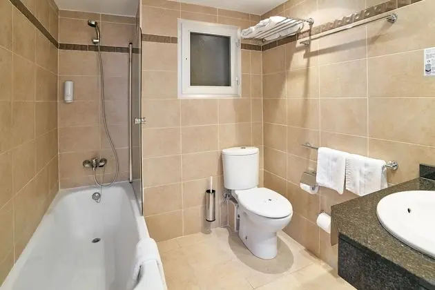 Tek Büyük Yataklı Oda, Balkon, Plaj Manzaralı