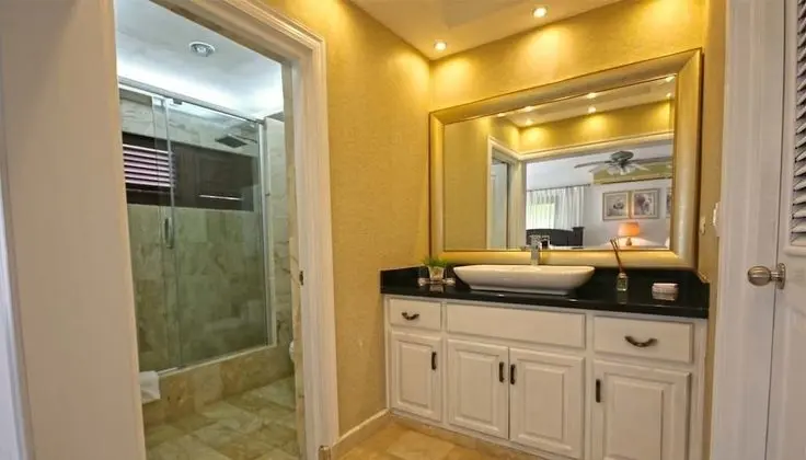 Villa, 1 En Büyük (King) Boy Yatak, Sigara İçilmez