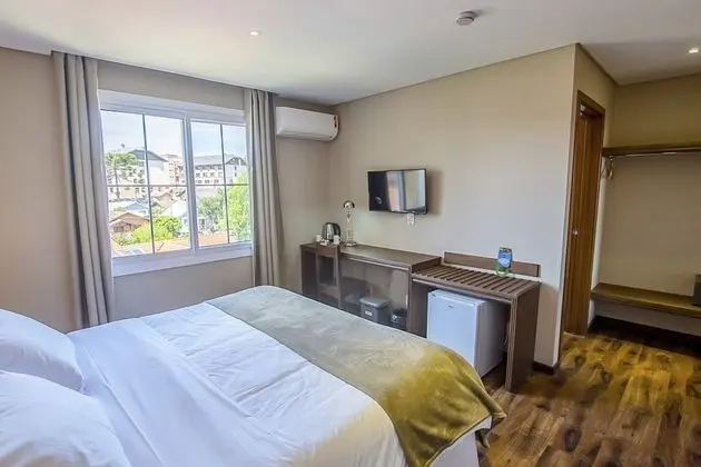 Superior Tek Büyük Yataklı Oda