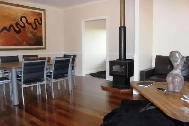 Ev (Symphony - 3 Bedrooms)