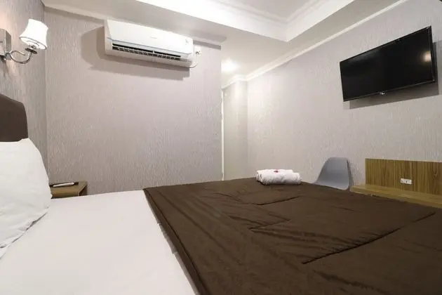 Deluxe Tek Büyük Yataklı Oda