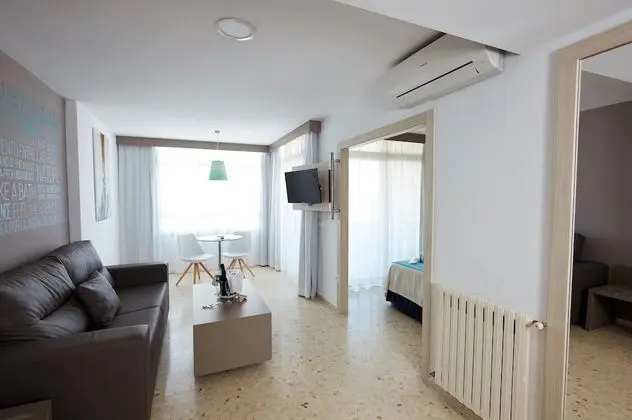 Junior Süit, Teras (3 People)