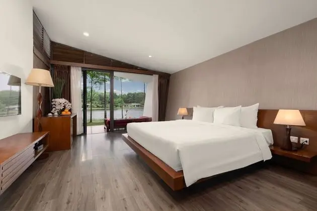 Villa (Forest)