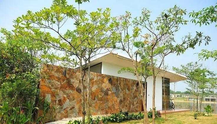 Villa (Forest)