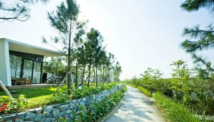 Villa (Forest)