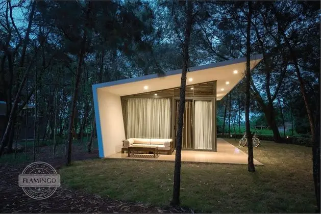 Villa (Hilltop)