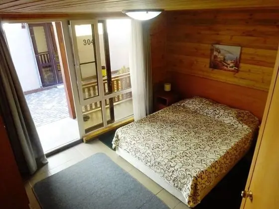 Family Tek Büyük Yataklı Oda