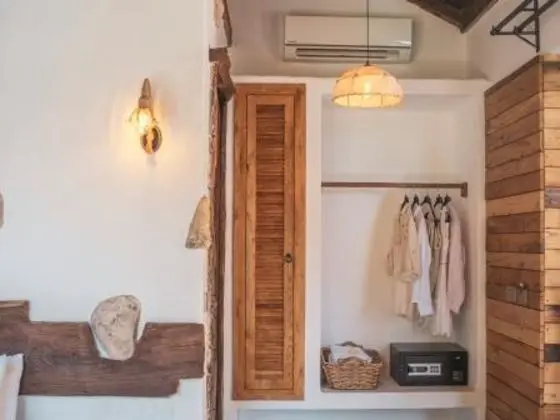 Venüs, Havuz Manzaralı, Jakuzili