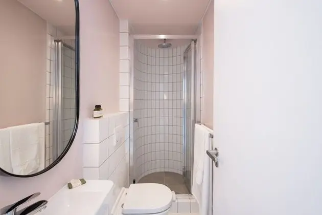 Standard Apart Daire, Kısmi Deniz Manzarası