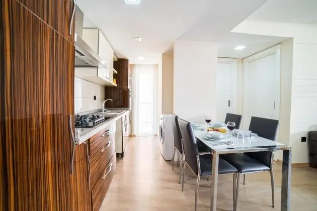 Daire-Tek Yatak Odalı, Şehir Manzaralı