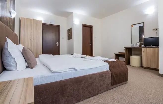 Classic Tek Büyük Yataklı Oda, 1 En Büyük (King) Boy Yatak, Sigara İçilmez, Balkon