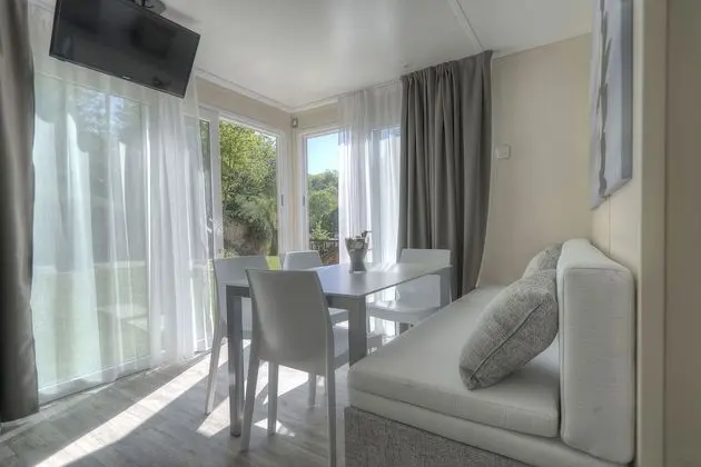 Deluxe Bungalov, 2 Yatak Odası, Küçük Mutfak (Family)