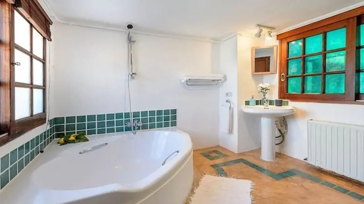 Luxury Villa, 6 Yatak Odası
