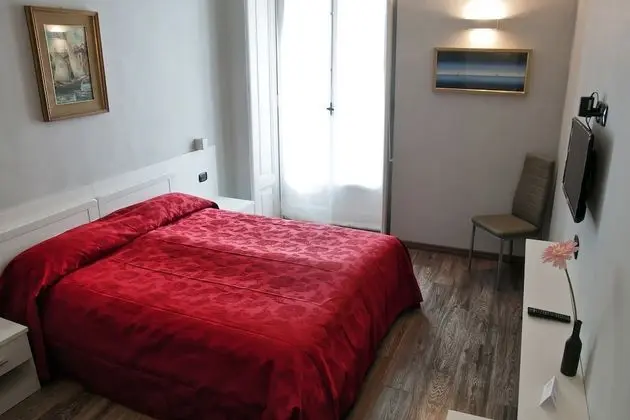 Tek Büyük Yataklı Oda, Özel Banyo, Şehir Manzaralı