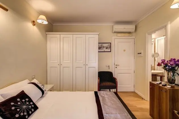 Standard Tek Büyük Yataklı Oda