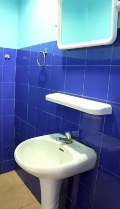 Üç Kişilik Oda