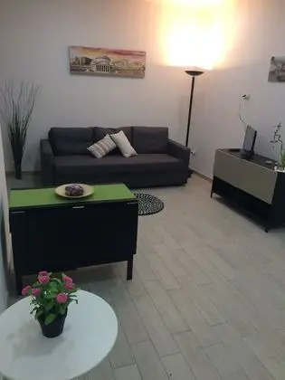 Çatı Katı (Loft), Sigara İçilebilir, Buzdolabı