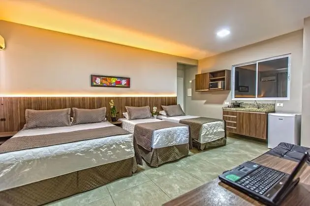 Standard Dört Kişilik Oda, Şehir Manzaralı