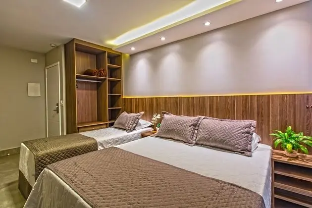 Standard Üç Kişilik Oda, Şehir Manzaralı