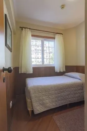 Üç Kişilik Oda