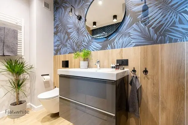 Deluxe Studio (Obywatelska 47A -7/1)