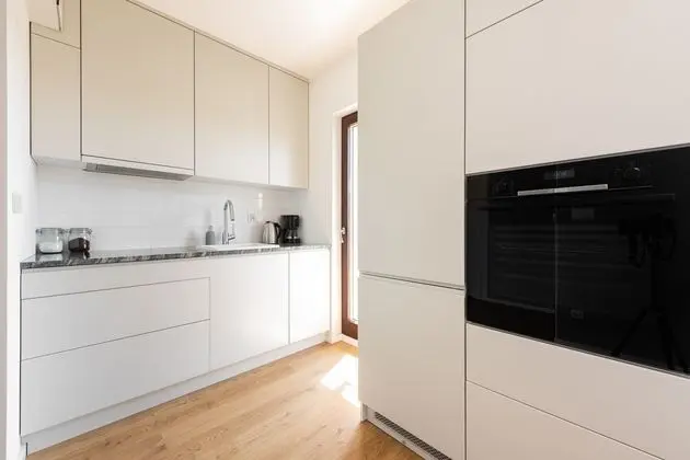 Classic Apart Daire, 2 Yatak Odası, Balkon, Nehir Manzaralı