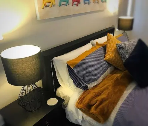 Deluxe Tek Büyük Yataklı Oda