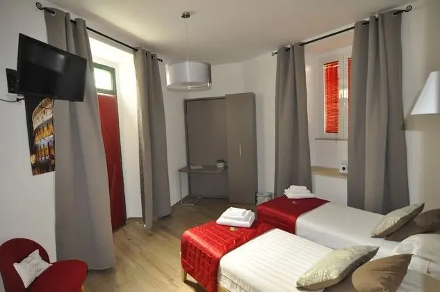 Comfort Üç Kişilik Oda (Grande Accessibile)