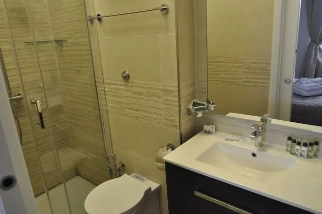 Dört Kişilik Oda (Terrace)