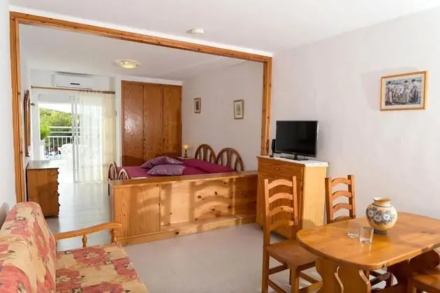 Stüdyo, Balkon, Havuz Manzaralı