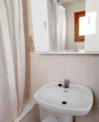 Stüdyo, Balkon, Havuz Manzaralı