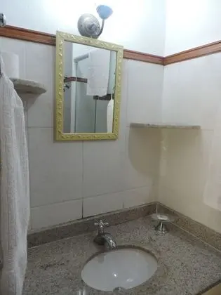 Tek Büyük Yataklı Oda (Suite)