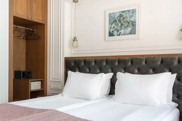 Deluxe Tek Büyük veya İki Ayrı Yataklı Oda