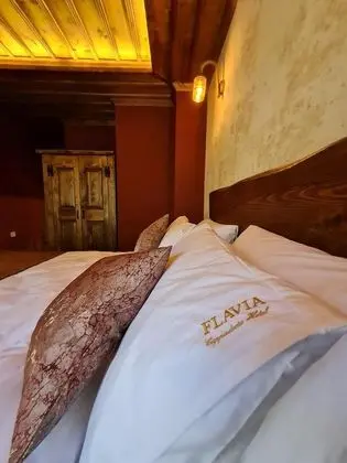 Deluxe Oda, Bahçe Manzaralı, Balkonlu
