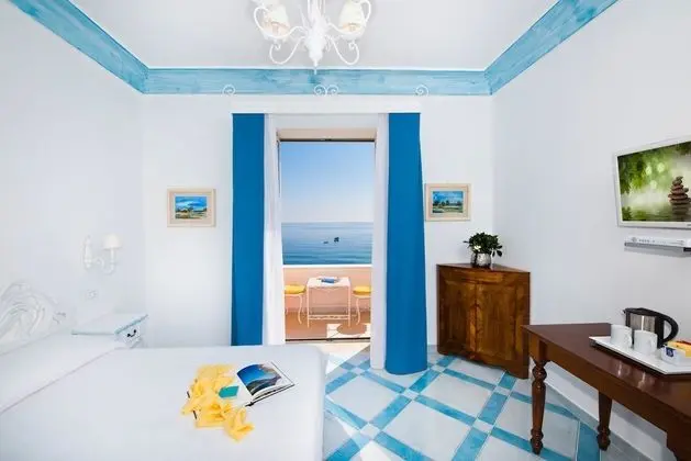 Stüdyo, Deniz Manzaralı