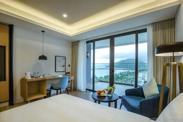Deluxe Tek Büyük Yataklı Oda, Deniz Manzaralı