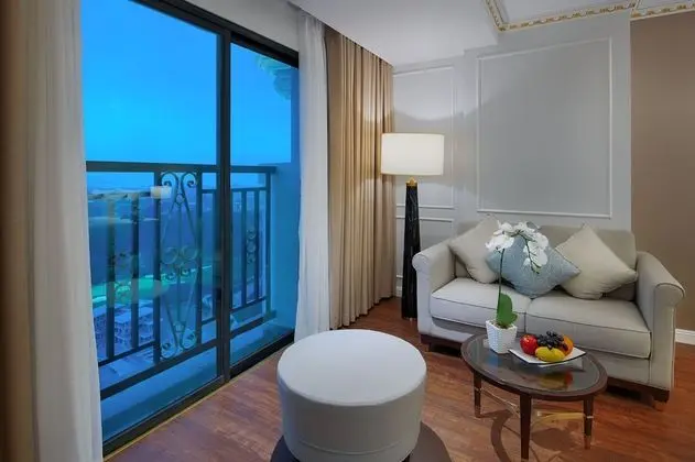 Deluxe Tek Büyük Yataklı Oda, Golf Manzaralı