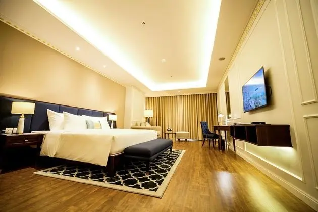 Grand Süit, Golf Manzaralı