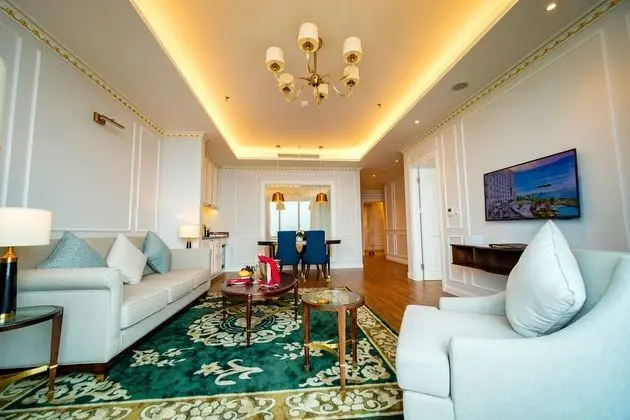 Grand Süit, Golf Manzaralı