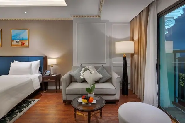 Oda, Golf Manzaralı (Premium Deluxe)