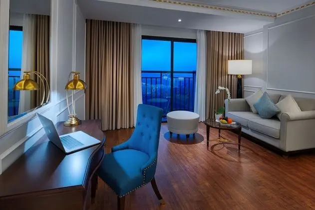 Oda, Golf Manzaralı (Premium Deluxe)